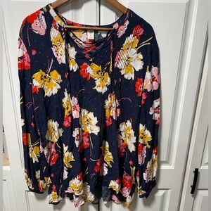 Old Navy Floral 100% Viscose Blouse in Navy Blue size XL NWT